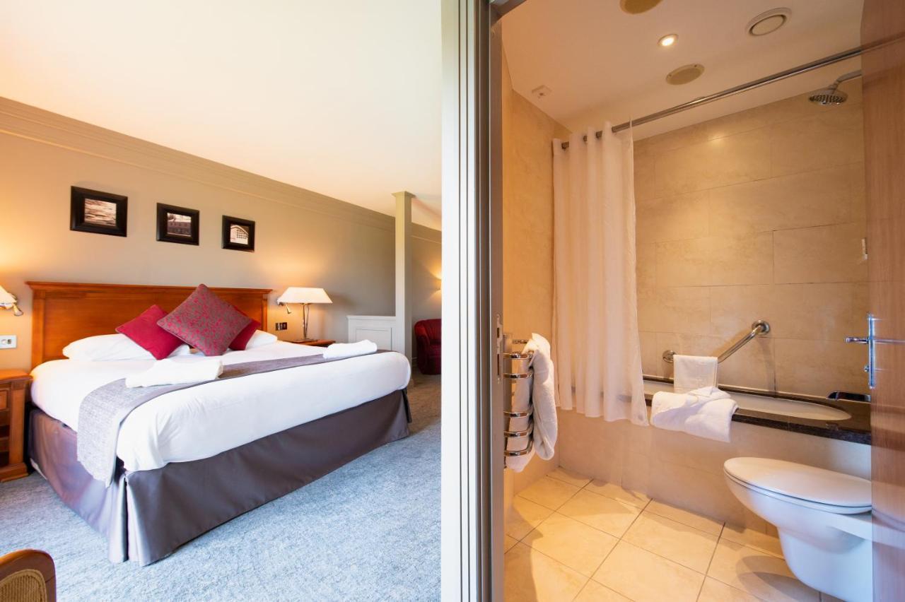 Bryn Meadows Golf, Hotel & Spa Blackwood  Buitenkant foto