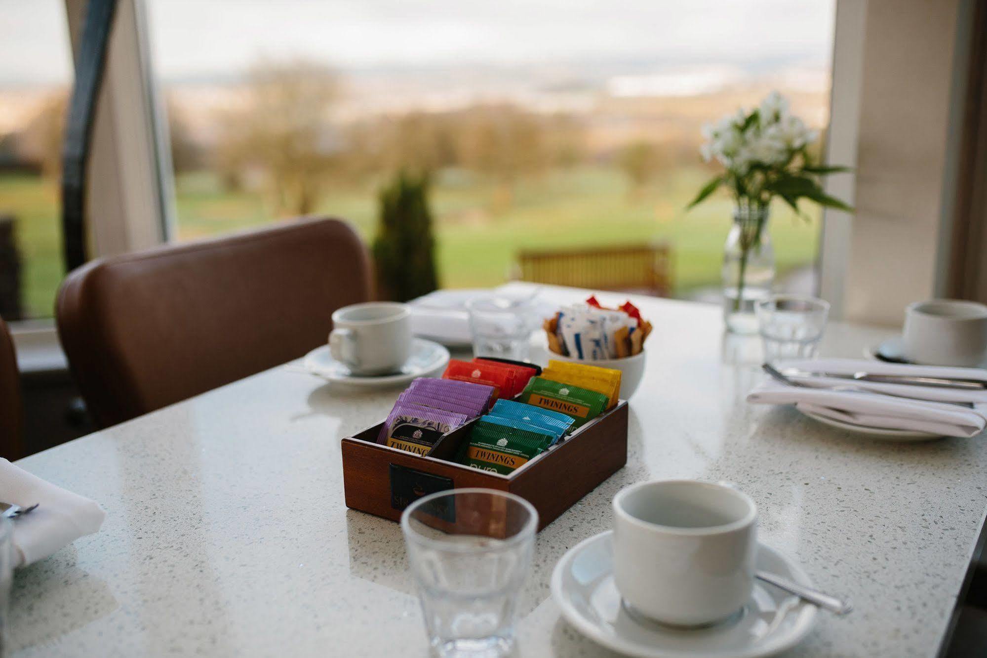 Bryn Meadows Golf, Hotel & Spa Blackwood  Buitenkant foto